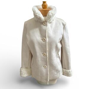 Elegant White Faux Fur Collar Jacket